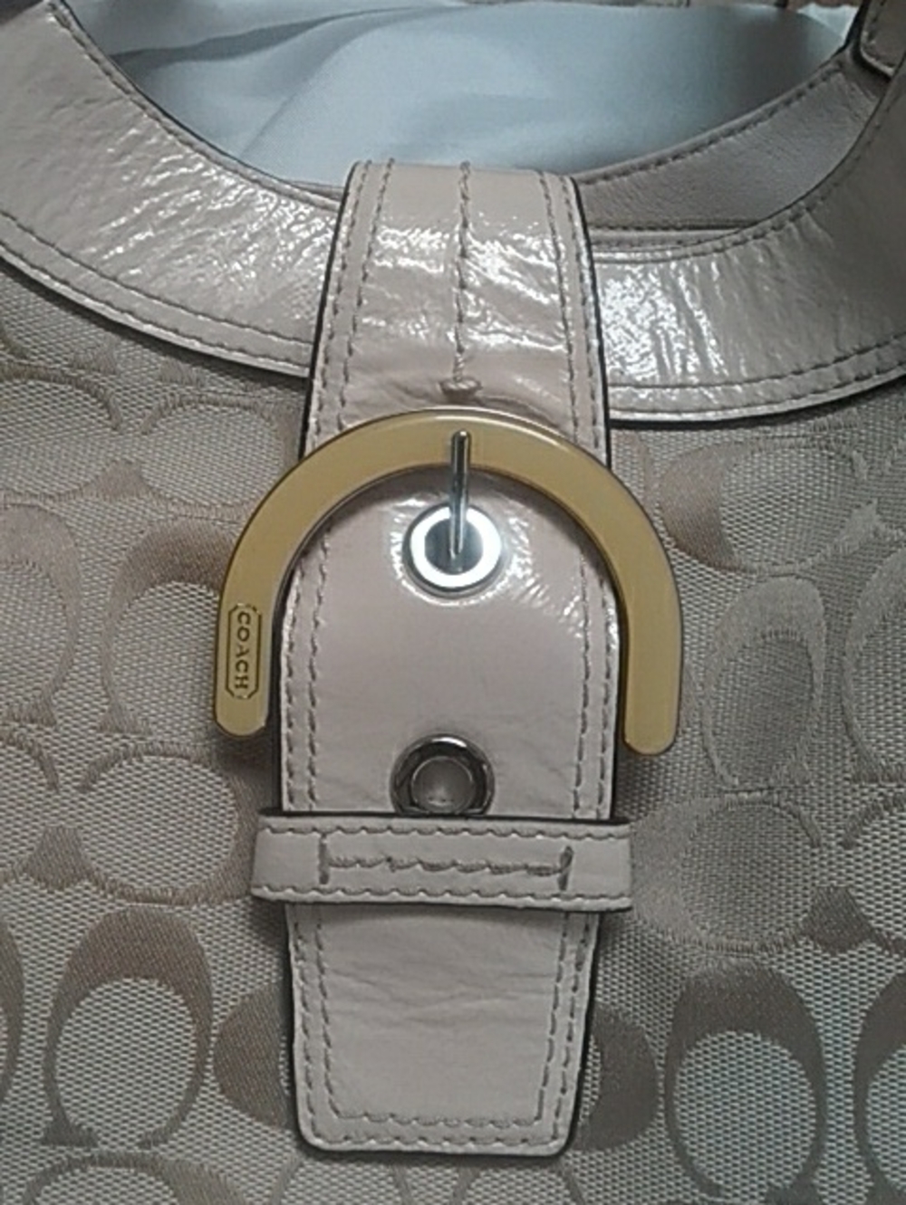 Coach Cream/Tan Lynn SoHo - Picture 9 of 11